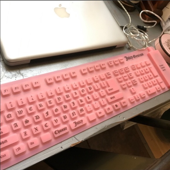 Y2K Juicy Couture Pink Flexible Keyboard USB TRAVEL SCHOOL WORK PORTABLE BARBIE - Picture 2 of 9